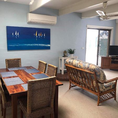 Lakes Jakaranda Holiday Units Лейкс-Энтранс Экстерьер фото