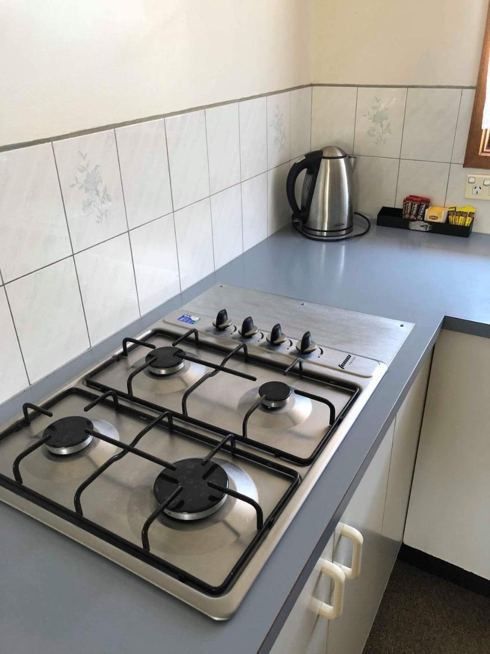 Lakes Jakaranda Holiday Units Лейкс-Энтранс Экстерьер фото