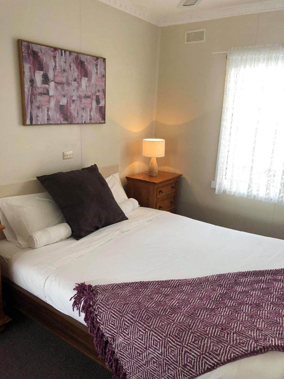 Lakes Jakaranda Holiday Units Лейкс-Энтранс Экстерьер фото